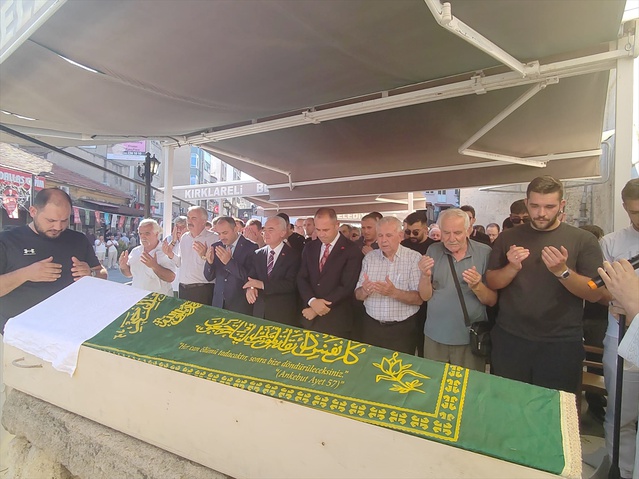 Kırklareli'nde Görme Engelli Eşpedal Derneği Temsilcisi Necati Geniş Son Yolculuğuna Uğurlandı