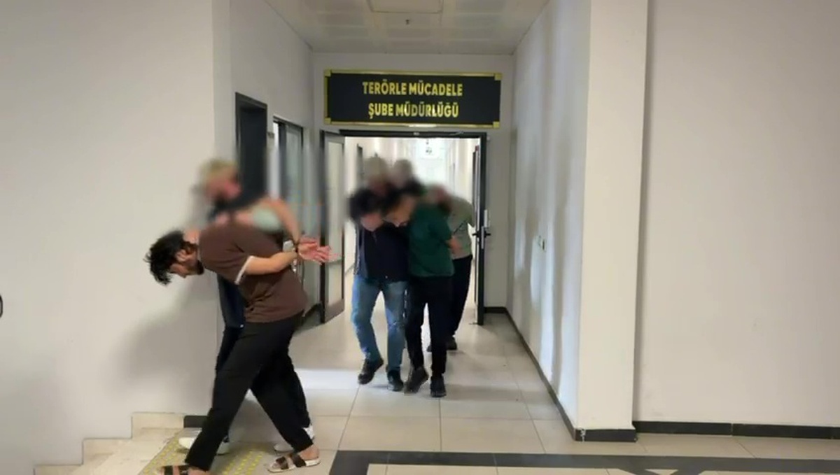 Kocaeli'de El-Kaide operasyonunda gözaltına alınan 8 şüpheliden 5'i tutuklandı