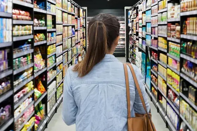 Marketten aldıkları domatesleri laboratuvara gönderdiler! Yasaklı madde çıktı
