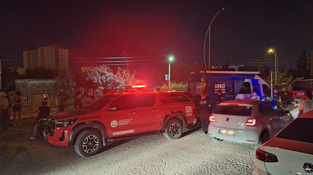 Mersin'in Tarsus ilçesinde sulama kanalında iki kardeşten biri boğuldu, diğeri kurtarıldı