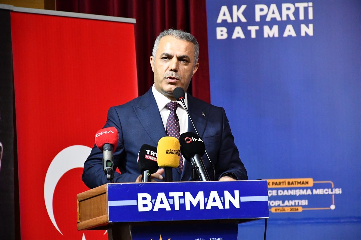 Bakan Tekin: Kardeşliğe Engel Olunmasın