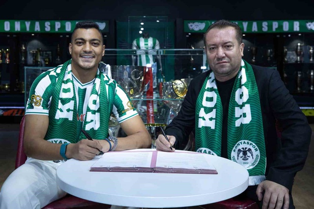 Konyaspor, Mısırlı golcü Mostafa Mohamed'i kadrosuna kattı, 42 numaralı forma onun