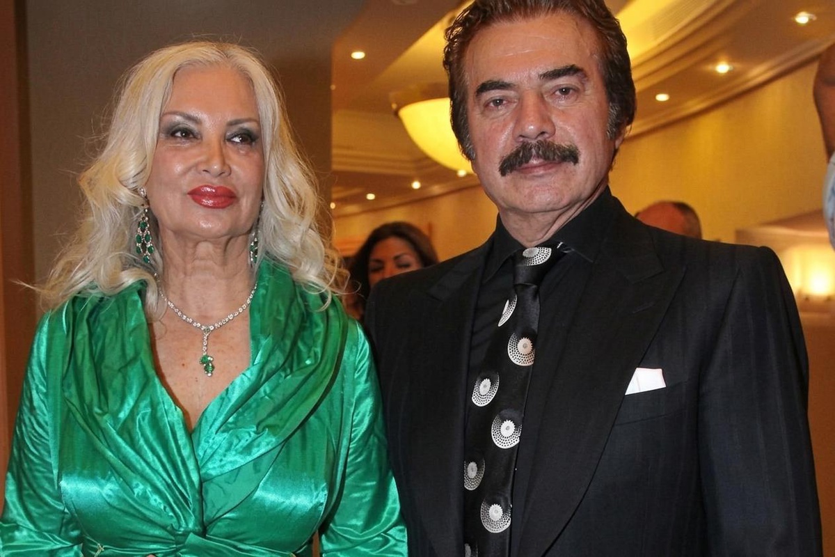 Orhan Gencebay\'ın eşi 82 yaşında bikinisiyle poz verdi