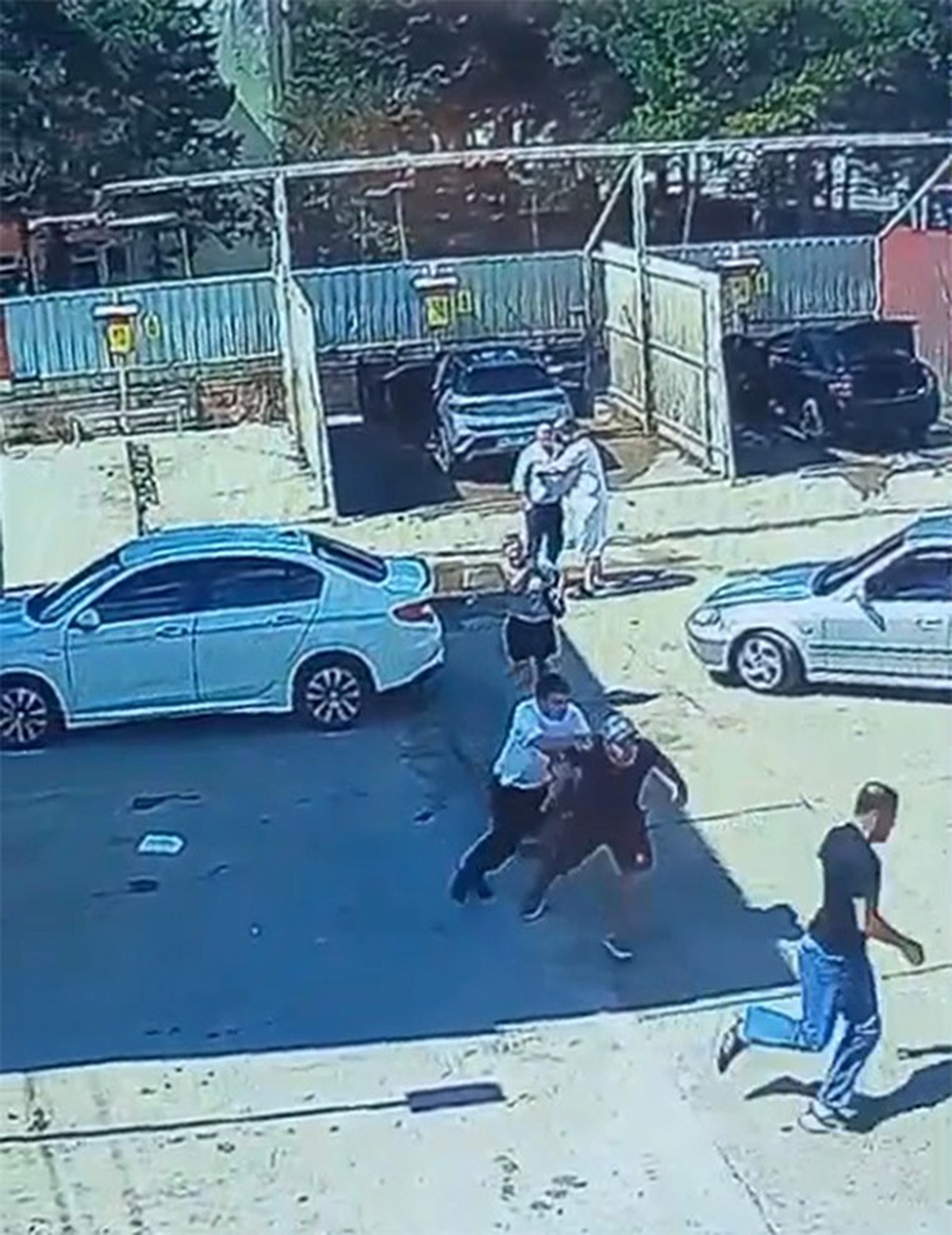 Kastamonu'nun Cide ilçesinde araç yıkama tartışması kanlı bitti: Baba ve iki oğlu tutuklandı, kavga anı ka...