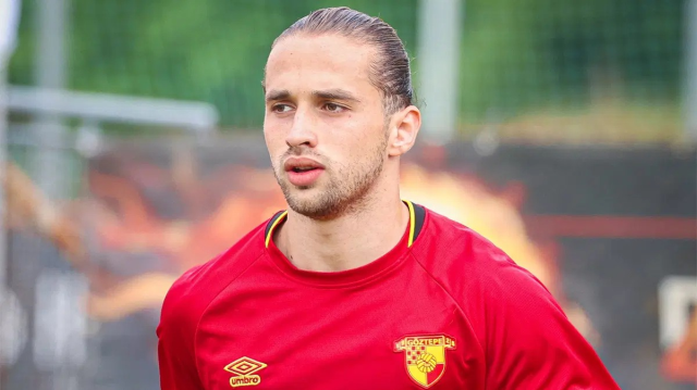 Transfer dönemi alev alev! Galatasaray eski bir Fenerbahçeliyi daha alıyor