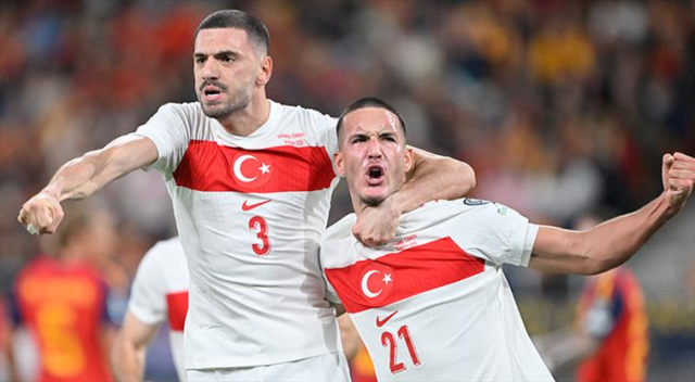 Uçak kalktı geliyor! Milli futbolcumuz Galatasaray'da 