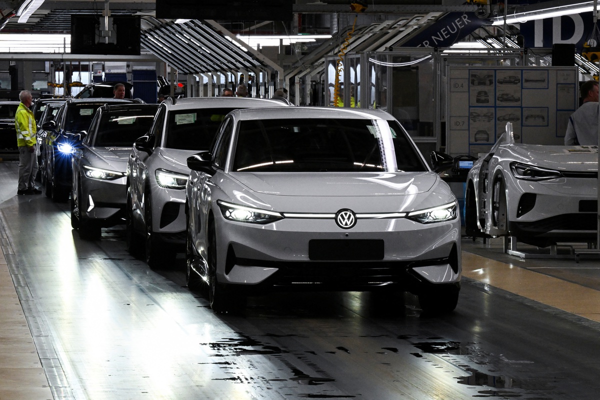 Volkswagen, 2031-2034 Arasında Dört Alman Fabrikasında Üretimi Sonlandırmayı Denetim Kuruluna Önermeyi Pla...