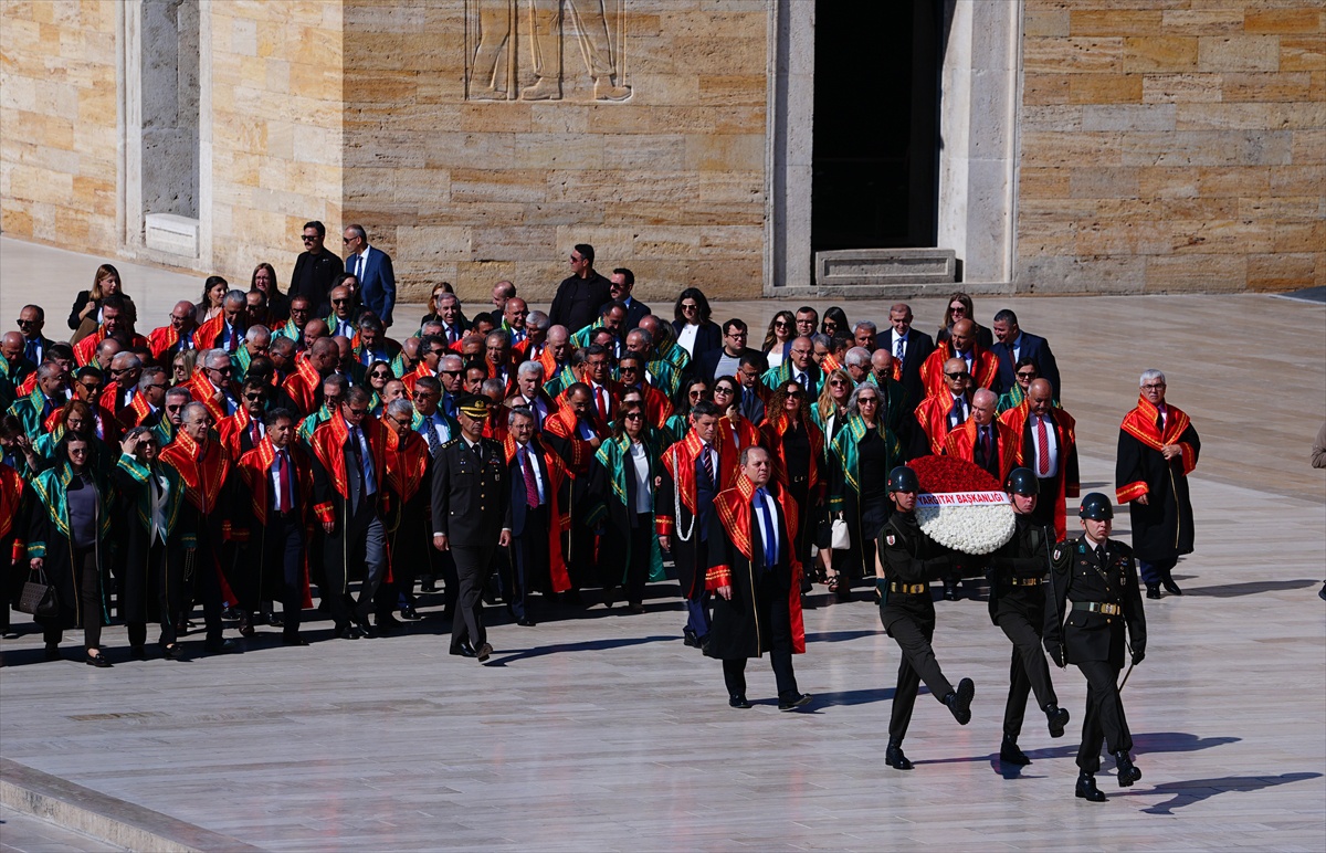 Yargıtay Başkanı Kerkez ve heyet, 2026-2027 Adli Yıl açılışı için Anıtkabir\'de: Atatürk\'e söz verdiler