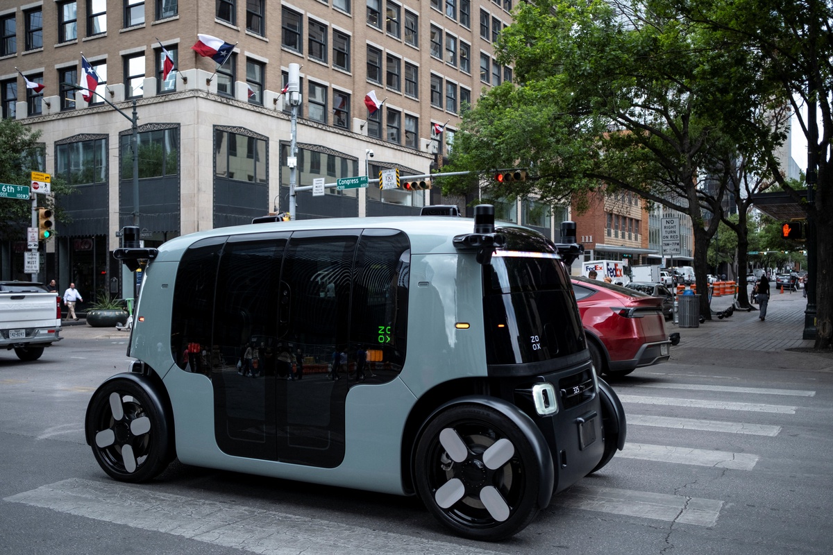Zoox 12, Waymo 14 ABD şehrine ulaşacak: Houston ve Denver'da sürücüsüz yolculuk
