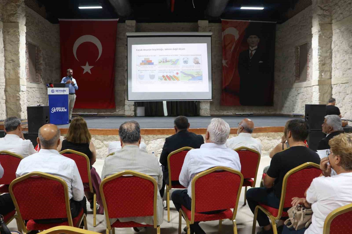 Adana’da mikroplastik kirliliği konulu forum düzenlendi