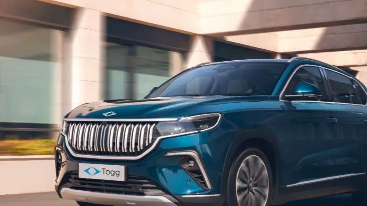 Ağustos'ta Otomobil Perakende Pazarında TOGG T10X 2 Bin 939 Adetle Zirvede, Sert Rekabet Yaşandı