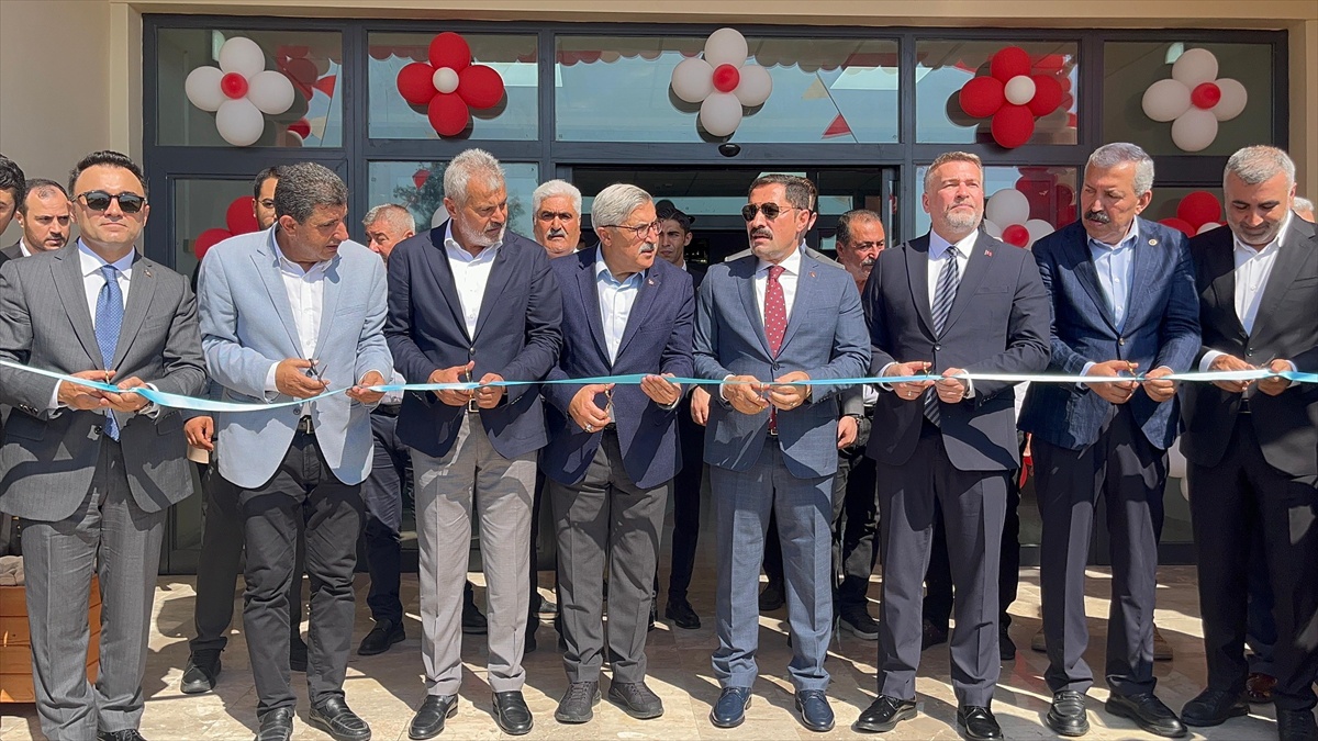 Kırıkhan\'da Yeni Öğretmenevi Açılışı