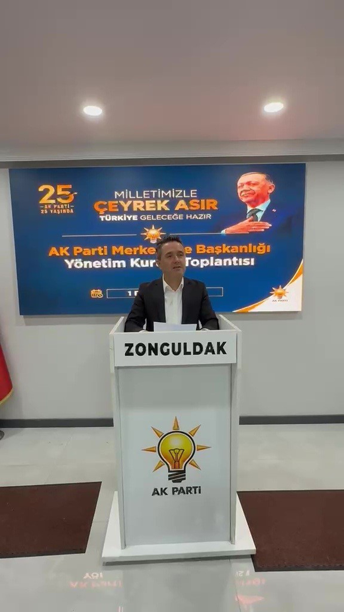 AK Parti Zonguldak İlçe Başkanı Köroğlu istifa etti