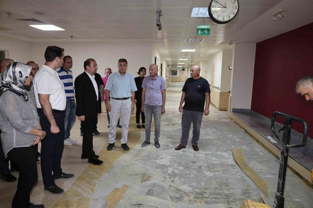 Aydın Atatürk Devlet Hastanesi'nin Yeni Hizmet Binasında Ameliyathane ve Acil Servis Düzenlemeleri Sürüyor