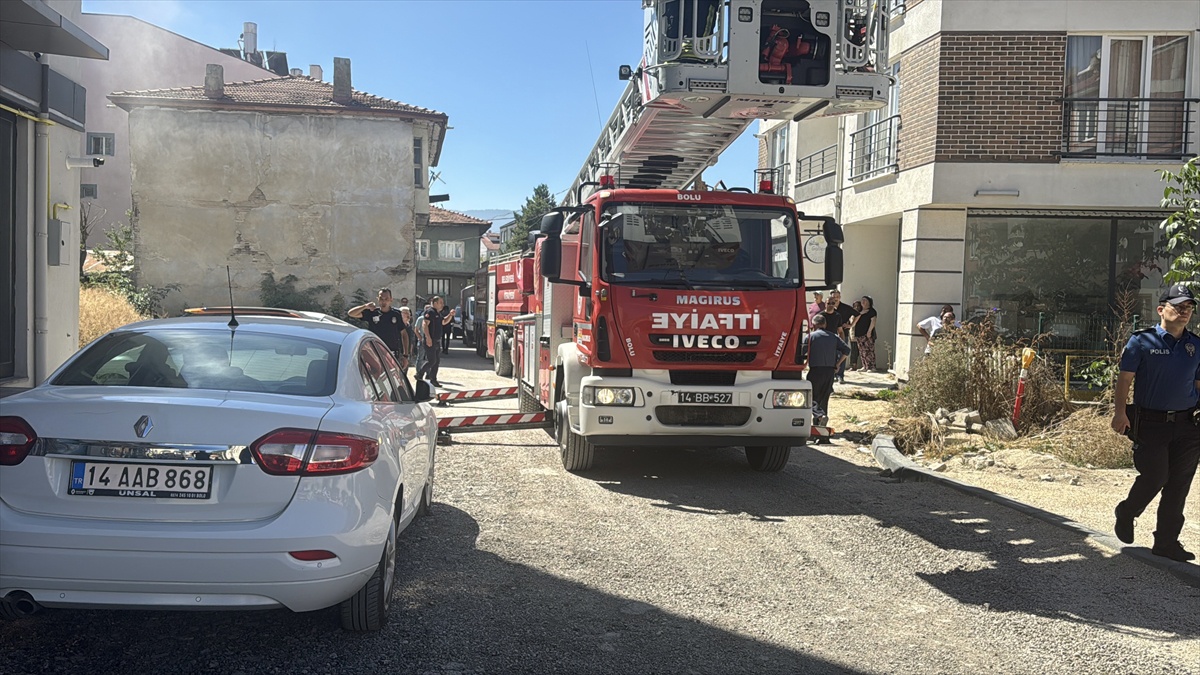 Bolu'da çamaşır makinesinden çıkan yangın itfaiye ekiplerince söndürüldü