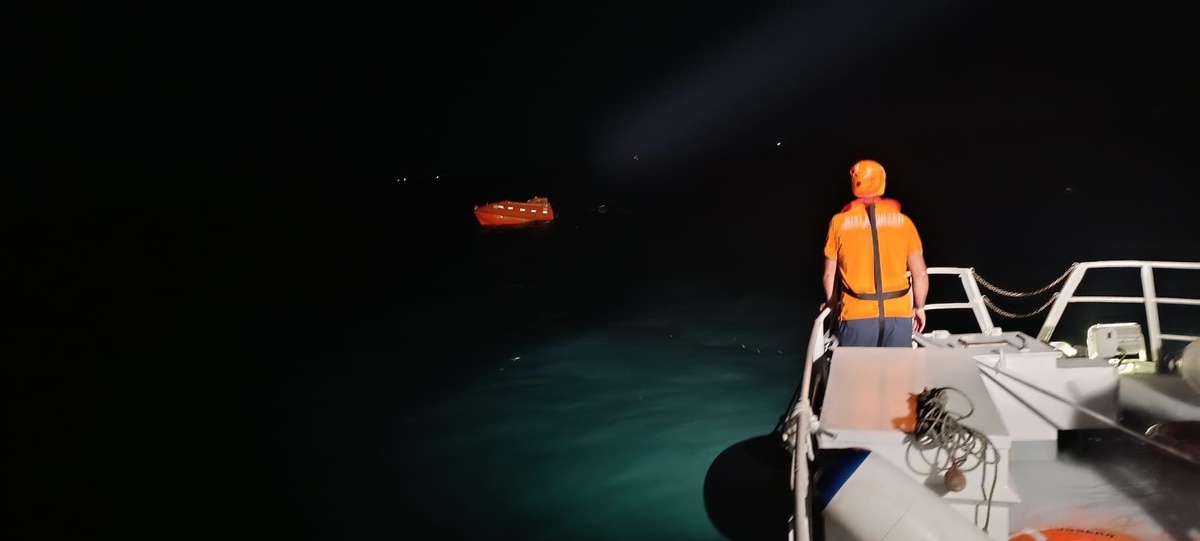 Marmara'da Tuğberk İmamoğlu kuru yük gemisi battı: 10 mürettebattan haber alınamıyor