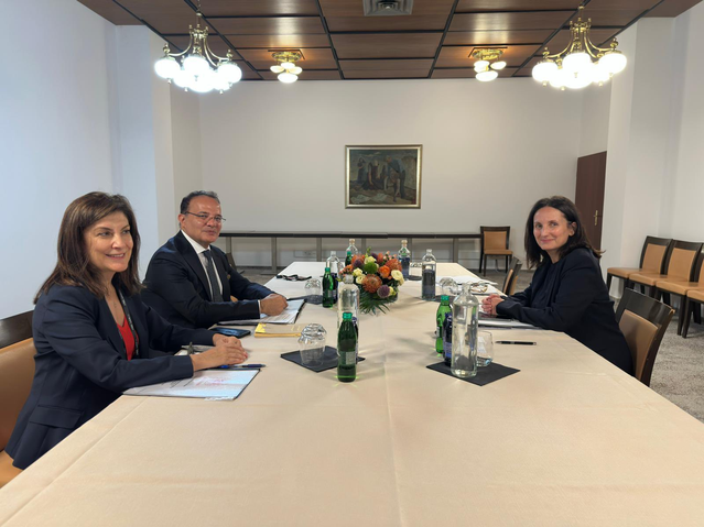 Dışişleri Bakan Yardımcısı Bozay, Slovenya Bled Stratejik Forumu'nda Mevkidaşı Pozar ile Görüştü