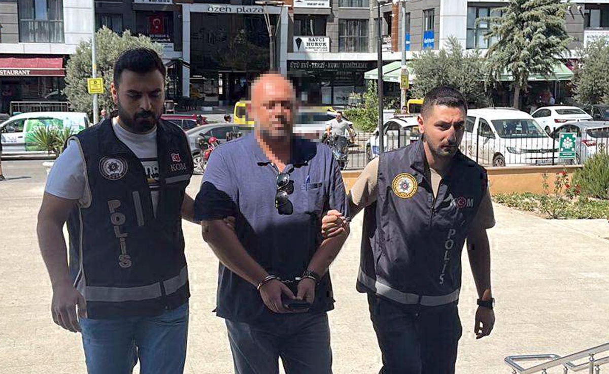 Edirne'de belediye meclis üyesi E.Y., rüşvet istediği iddiasıyla adliyeye sevk edildi