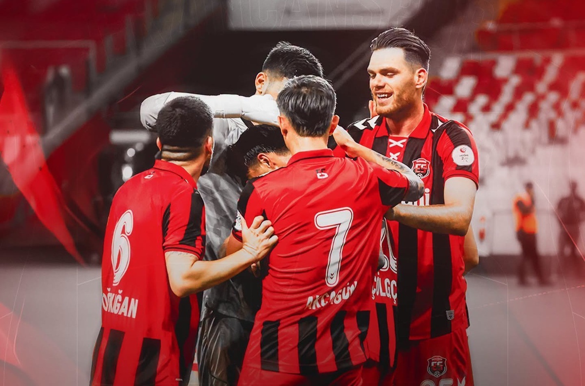 Erzincanspor 50,5 milyon lira borç ödedi, transfer tahtasını açtı