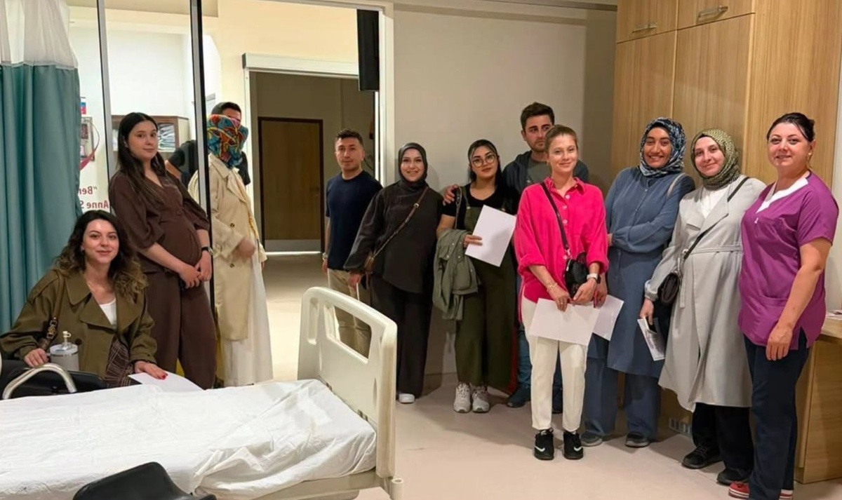 Erzurum Şehir Hastanesi Gebe Okulu Ağustos 2. Dönem Mezunlarını Verdi