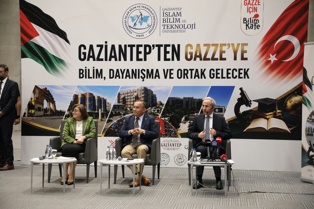 GİBTÜ'de Gazze için bilim ve dayanışma buluşmasında 20 rektör bir araya geldi