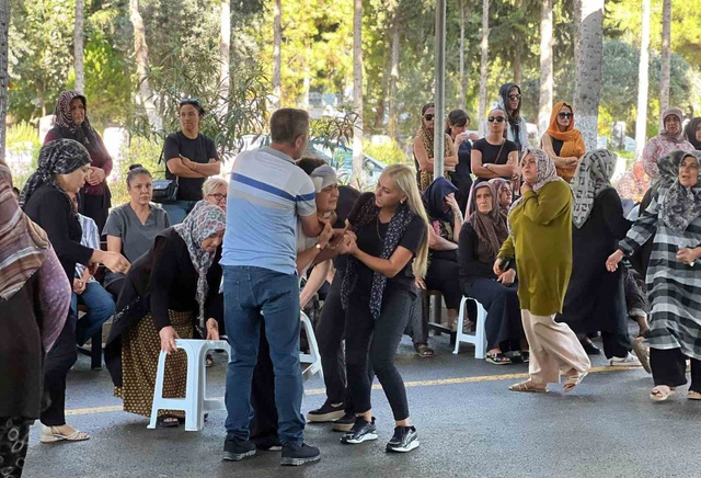 Girne'deki gemi faciasında kahreden detay! Can yeleğini evladına giydirip, kız kardeşine emanet etti