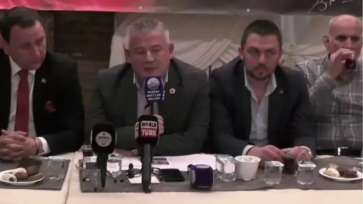 Manisa Gördes'te belediye çalışanlarının maaşı 21 ayda 12 kez geç yatırıldı, Başkan Büke hakkında soruştur...