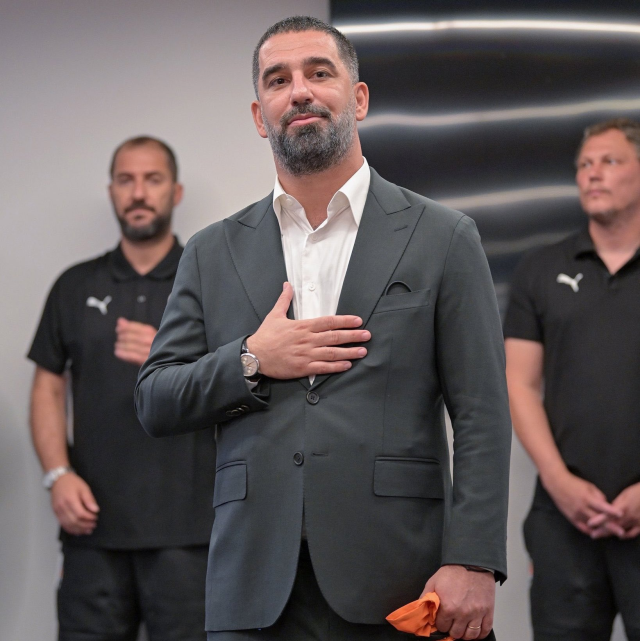 Görüşme yapıldı! Trabzonspor'da Arda Turan ve <a class='keyword-sd' href='/fatih-terim/' title='Fatih Terim'>Fatih Terim</a> bombası