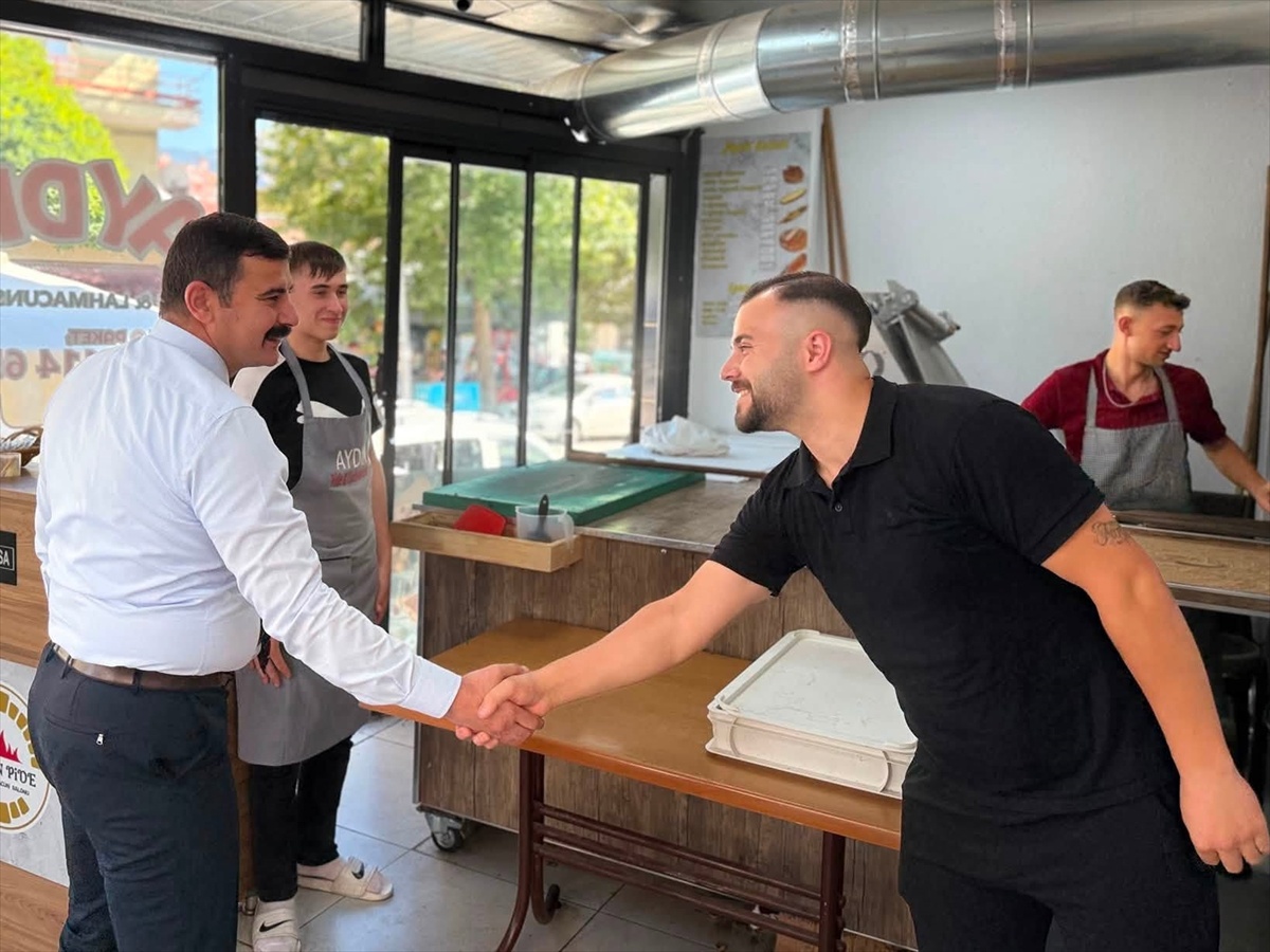 Hamamözü Kaymakamı Arslan esnafı ziyaret edip talep ve önerileri dinledi