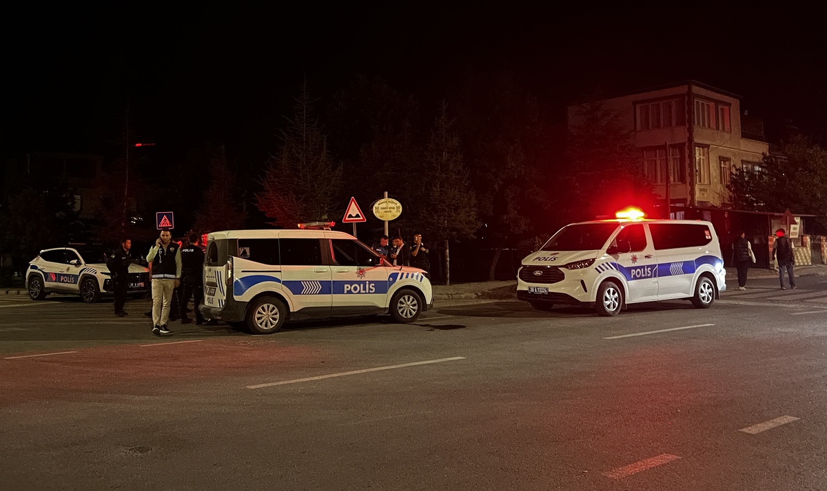 Kayseri Melikgazi'de akraba kavgası kanlı bitti: Bıçaklanan F.K. ağır yaralandı, şüpheli gözaltında