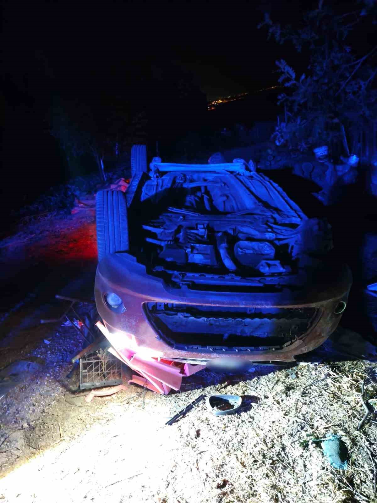Keşan'da takla atan otomobildeki 4 kişi hastaneye kaldırıldı