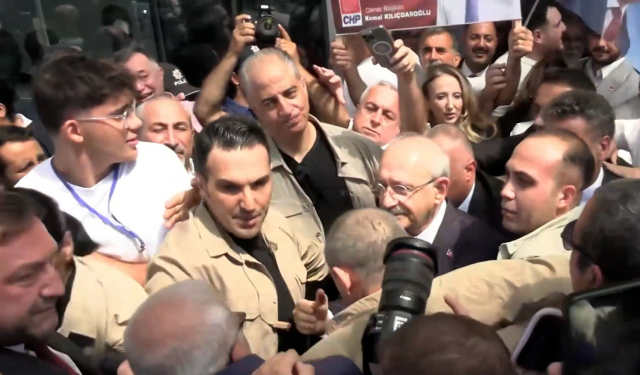 CHP'nin kalesinde <a class='keyword-sd' href='/ozgur-ozel/' title='Özgür Özel'>Özgür Özel</a>'i kıskandıracak görüntü