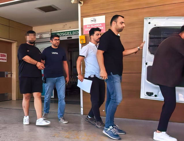 Bursa İnegöl'de kimlik avıyla hesap açan dolandırıcılık çetesi çökertildi, 5 kişi gözaltında