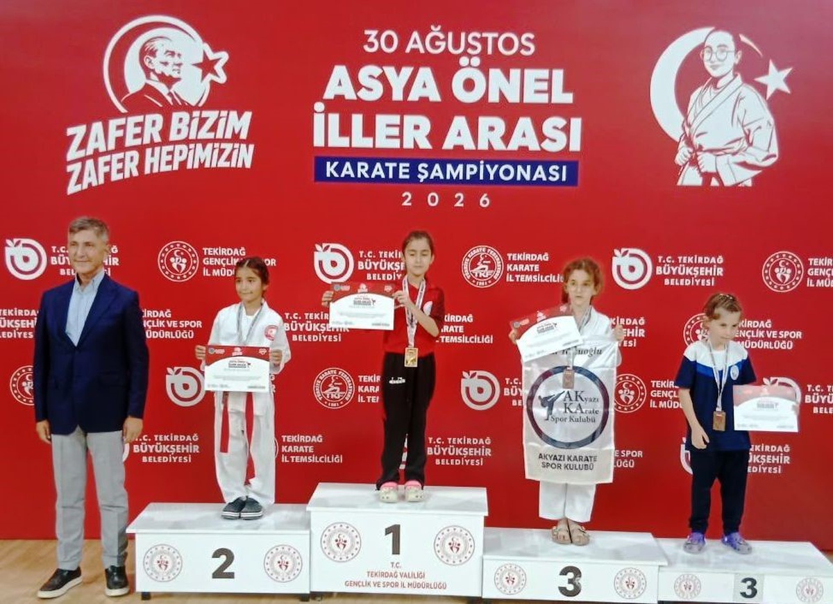 Körfez'in karatecileri Çorlu'daki şampiyonada 10 madalyayla döndü: 3 altın, 3 gümüş, 4 bronz