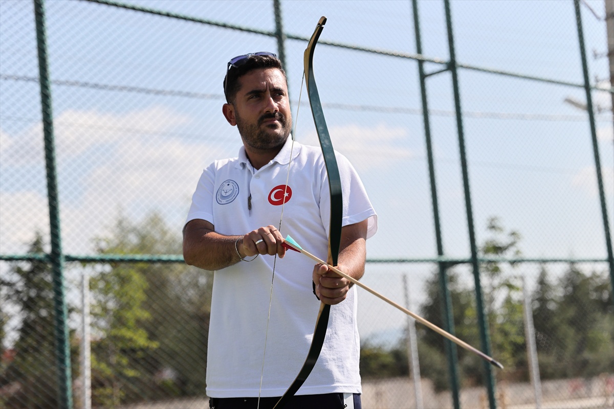 Çorum\'da geleneksel okçulukla başlayan yolculuk Furkan Doğru\'yu milli takıma taşıdı