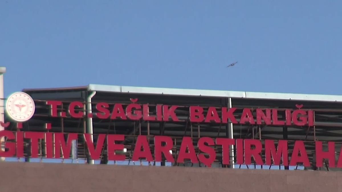 Mardin Kızıltepe'de yüksekten düşen 5 çocuk babası işçi, 3 gün sonra hayatını kaybetti