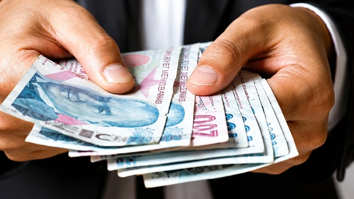Ağustos enflasyonu 20 milyon memur ve emeklinin Ocak zammını belirleyecek