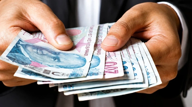 Ağustos enflasyonu 20 milyon memur ve emeklinin Ocak zammını belirleyecek