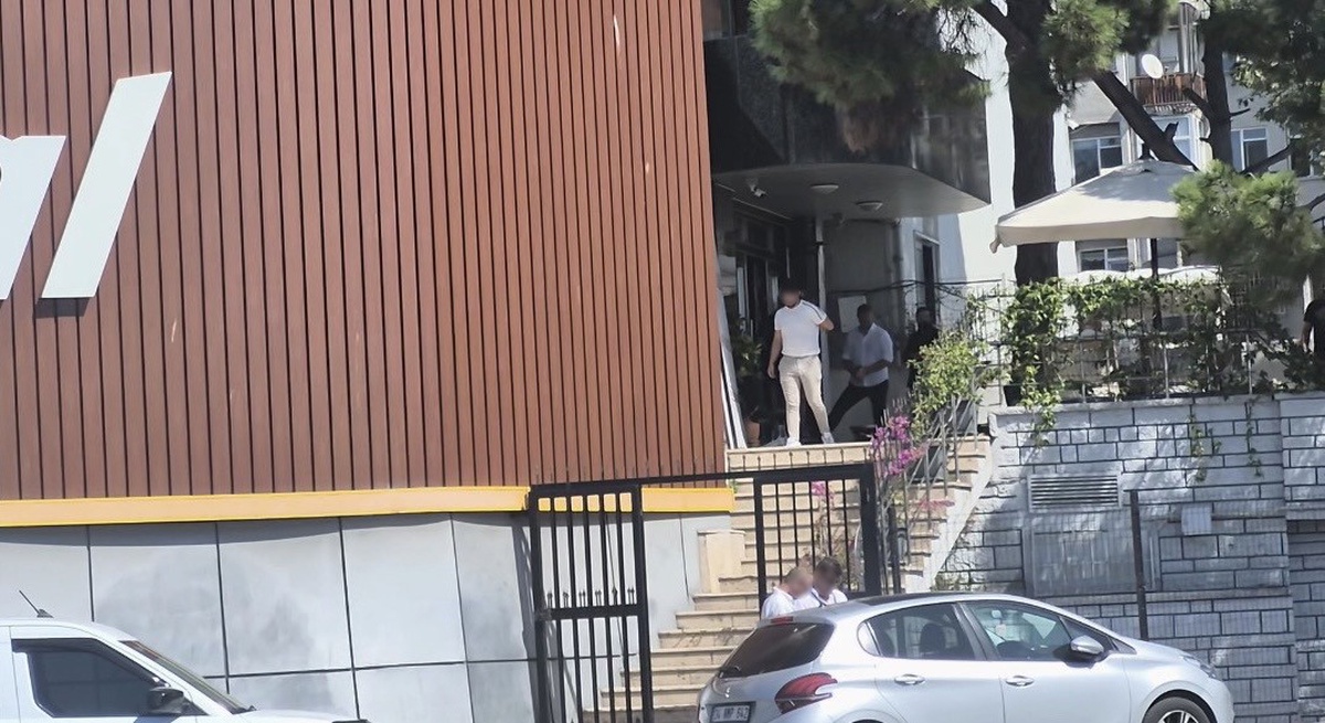 Silivri açıklarında gemi çarpıştı, 10 mürettebatla irtibat kesik, arama sürüyor
