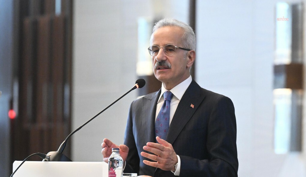 Silivri açıklarında batan gemideki 10 Türk mürettebattan haber alınamıyor