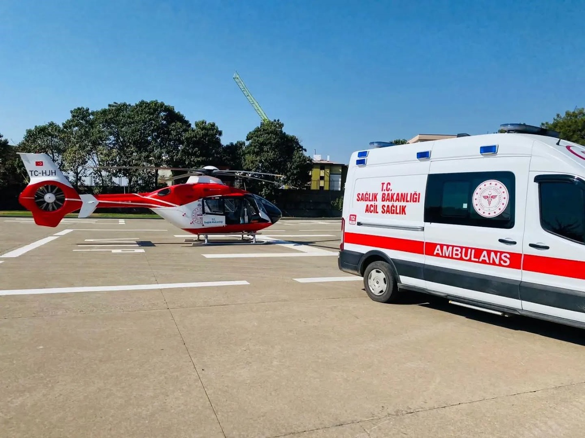 Şırnak Silopi'de travma geçiren 28 günlük bebek ambulans helikopterle Diyarbakır'a sevk