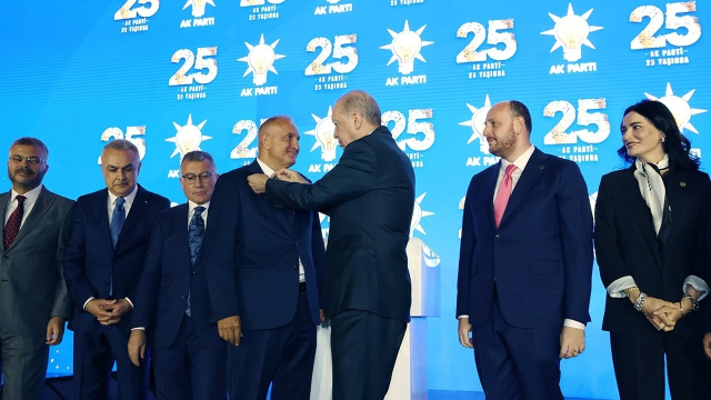 30 ilden büyük ilçenin başkanı AK Parti