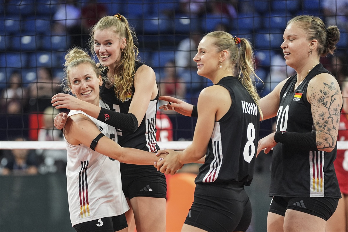 Avrupa Voleybol Şampiyonası\'nda Almanya, Belçika\'yı 3-2 yenerek çeyrek finale yükseldi