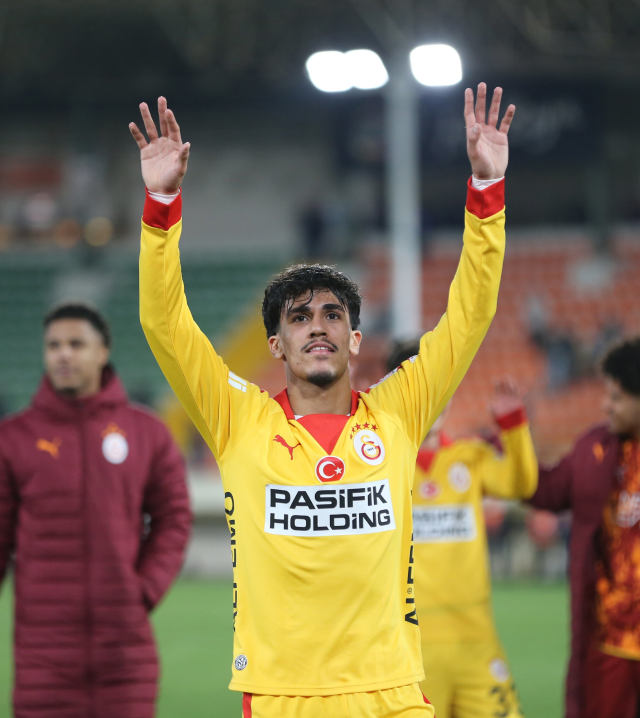 14 dakika oynadığı Galatasaray'dan gidiyor