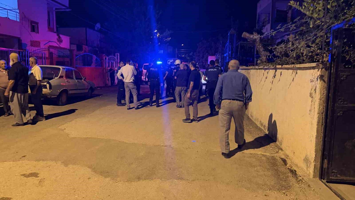 Adıyaman'da komşular tekme ve yumrukla kavga etti, 3 kişi gözaltına alındı