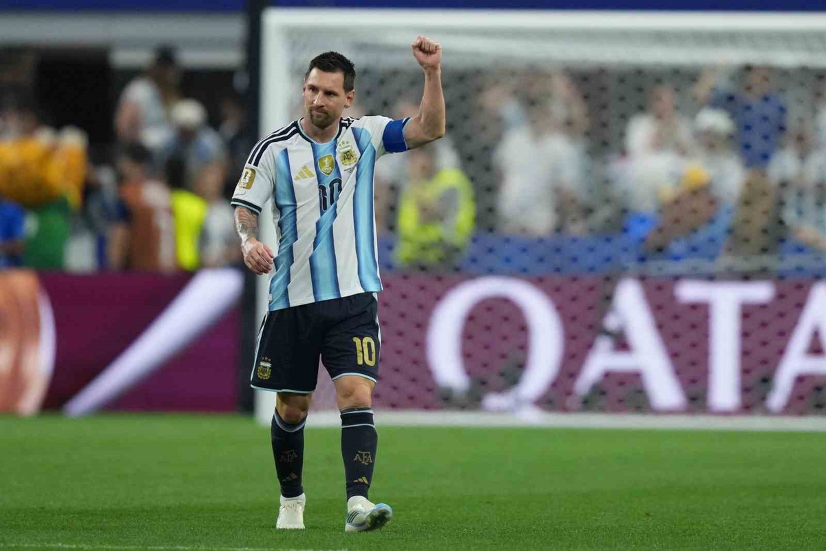 Arjantin'de Messi için tüm maçlarda 10. dakikada saygı duruşu yapılacak