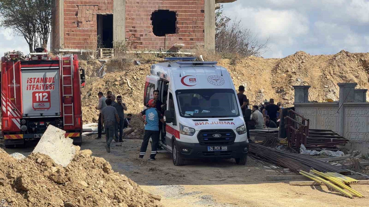 Başakşehir Şamlar'daki inşaat alanında göçükte 2 işçi kurtarıldı, 1 işçi aranıyor