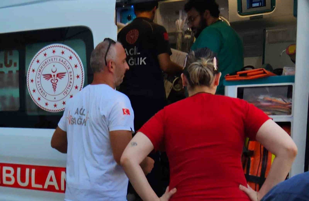 Sapanca\'da havuzda boğulma tehlikesi geçiren 4 yaşındaki çocuk hayatını kaybetti