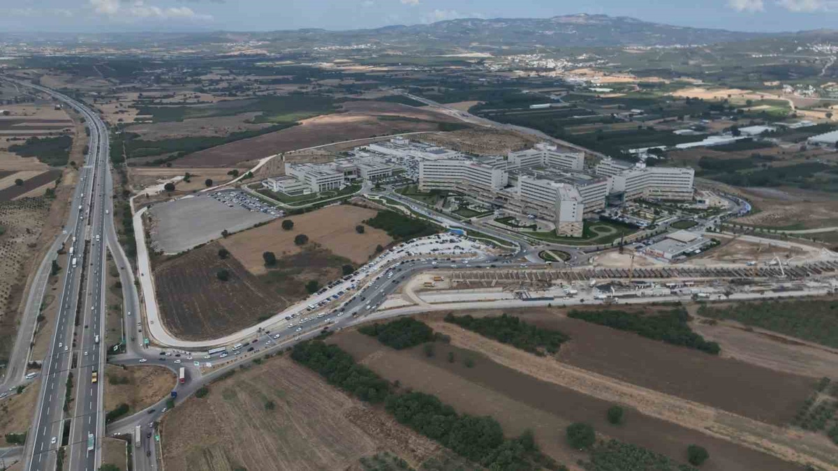 Bursa'da Emek-Şehir Hastanesi metro hattında yüzde 83,80'lik fiziki gerçekleşme sağlandı
