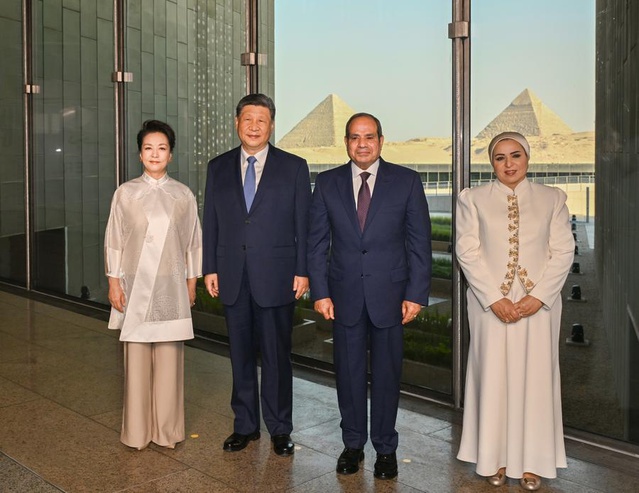 Xi ve Sisi Giza'da Büyük Mısır Müzesi'ni Birlikte Gezdi, Medeniyet Diyaloğu Vurgusu Yaptı
